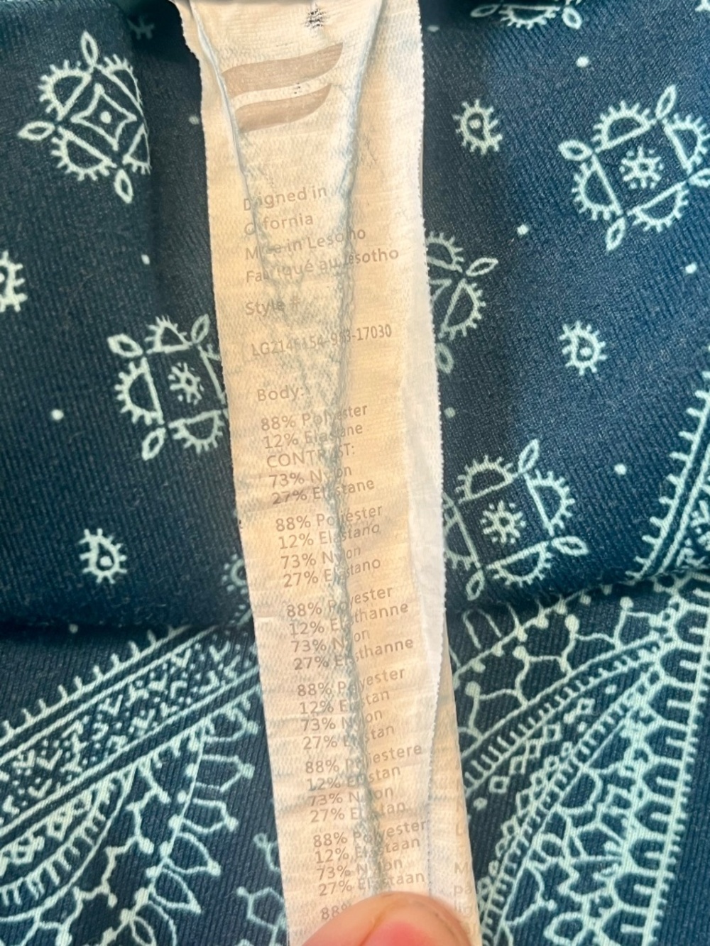 Fabletics Boost PowerHold High-Waisted 7/8 Legging Blue Bandana Paisley Small - Picture 9 of 14